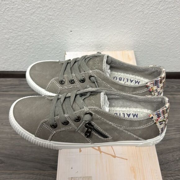 Blowfish Malibu Women's Fruit Lace Up Sneaker - Picture 6 of 7